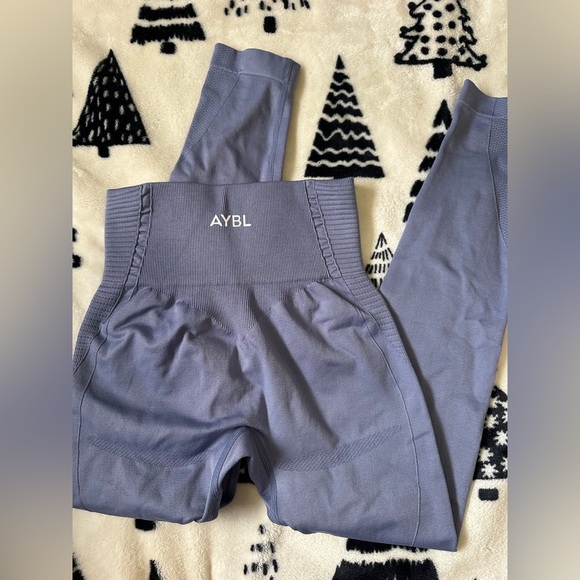AYBL Balance V2 Seamless Leggings in Steel Blue-Size XS - Picture 2 of 4